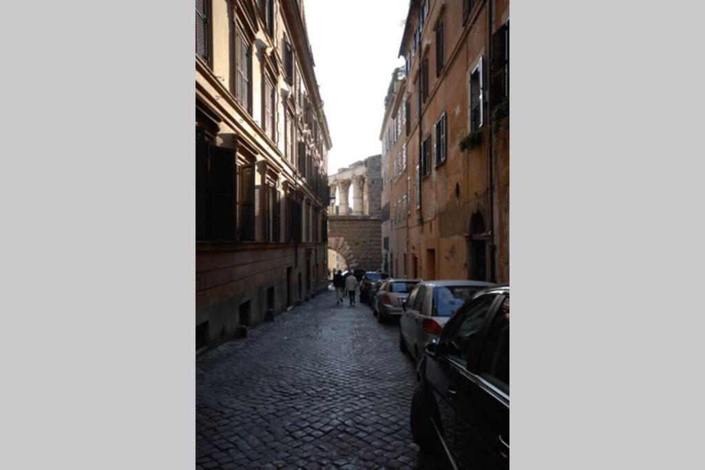Ibernesi - Charming At The Forums Rome
